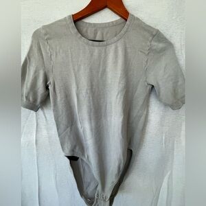 Wolford Body Suit Gray Stretch Short Sleeve size Medium